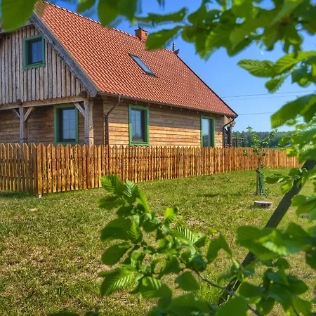 Zuraw - Mazurska Z Jacuzzi Tatil Evi *