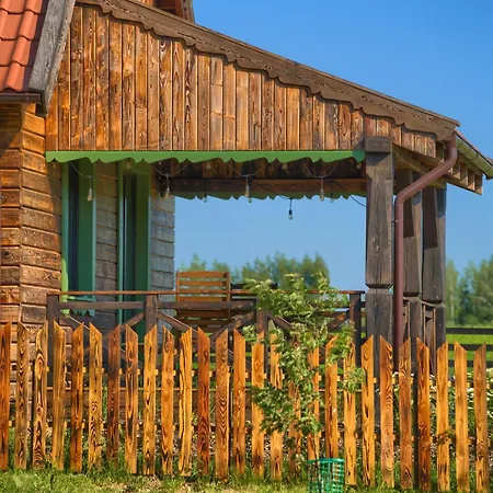 Zuraw - Mazurska Z Jacuzzi Tatil Evi *